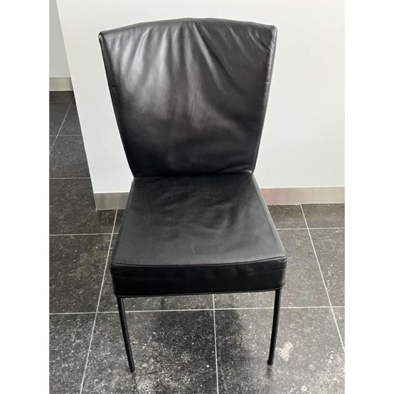 6 lederen zwarte designstoelen merk Montis Spica