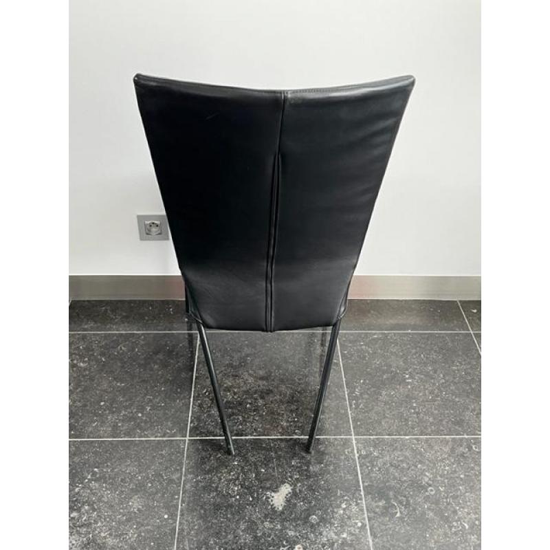 6 lederen zwarte designstoelen merk Montis Spica