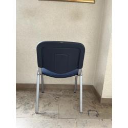 8 vergader/wachtkamerstoelen