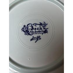 Set van 2 Vintage Delftse borden : Visser en Vissersvrouw van Boch Freres La Louviere Belgium