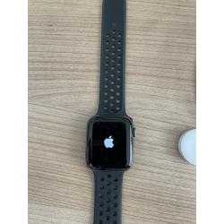 Apple Watch Nike 5 GPS 44 mm