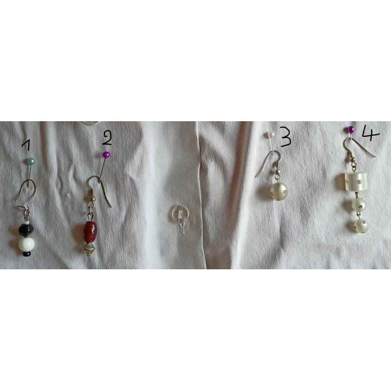 Fantasie armbanden en ringen te koop.