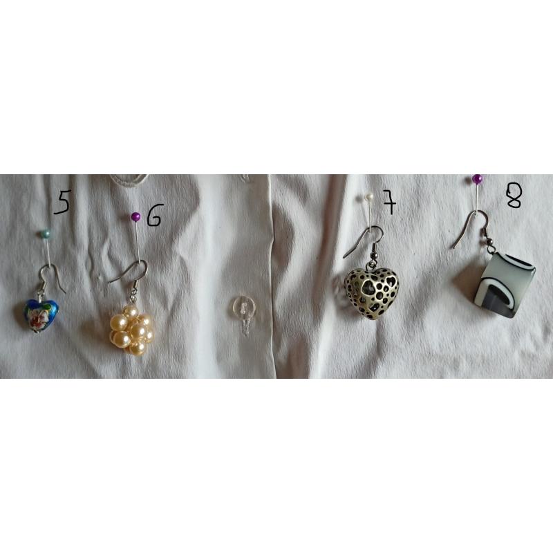 Fantasie armbanden en ringen te koop.