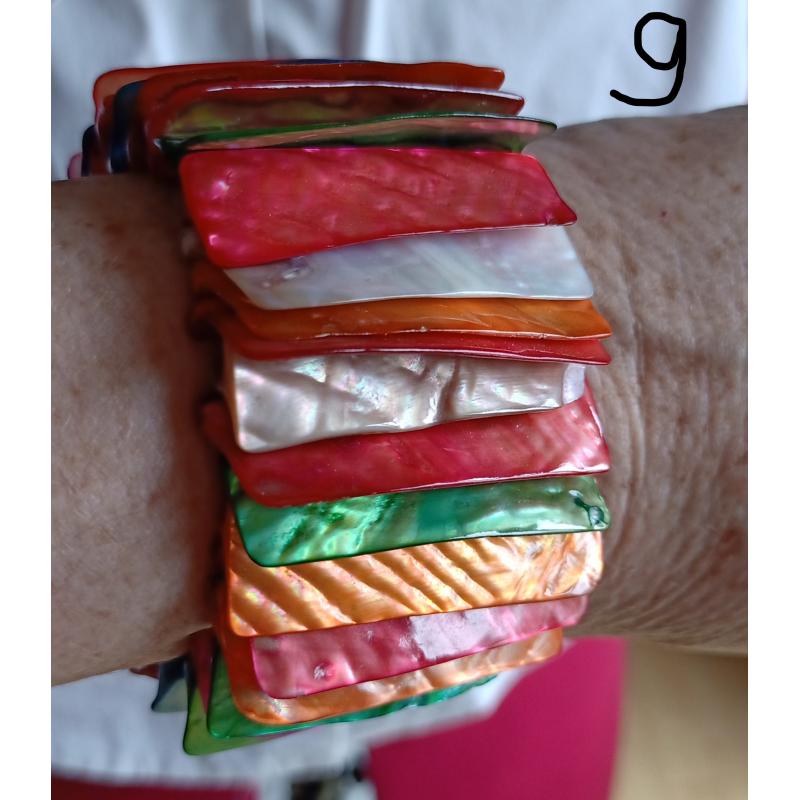 Fantasie armbanden en ringen te koop.