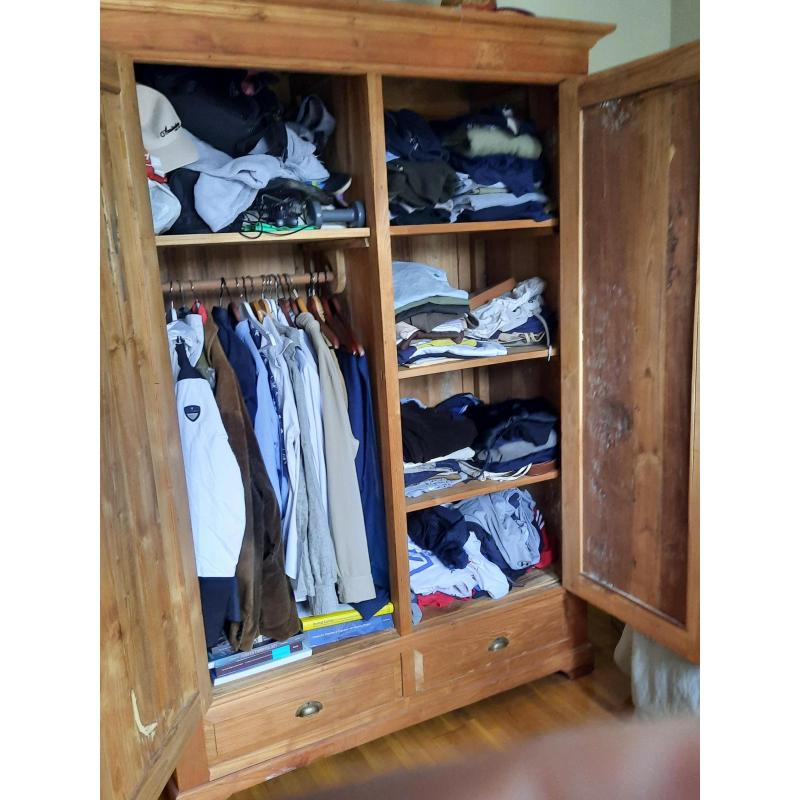 Teaken kleedkast