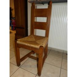 6 houten eetkamerstoelen