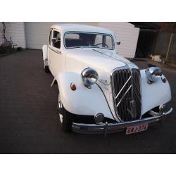 oldtimer citroen traction avant 6 cilinder 1952