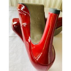 Rode lakschoenen