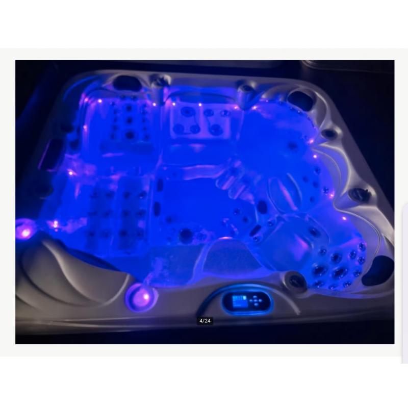 Nieuwste balboa jacuzzi!!GROOTSTE SHOWROOM VAN NEDERLAND !!
