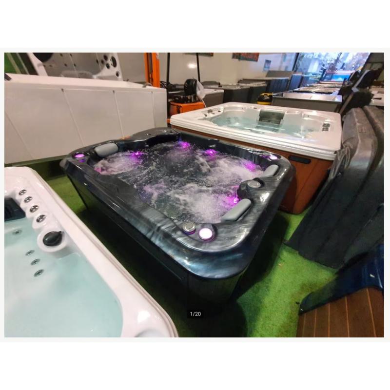 ‼️ 3 persoons jacuzzi NIEUWSTAAT NIEUWSTE MODEL BALBOA