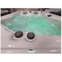 all seas spa 3 persoons????DUURSTE MERK SPAS TER WERELD