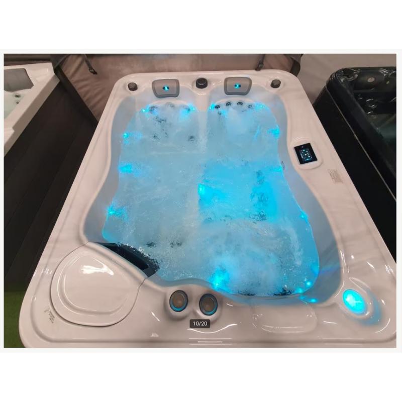 all seas spa 3 persoons????DUURSTE MERK SPAS TER WERELD