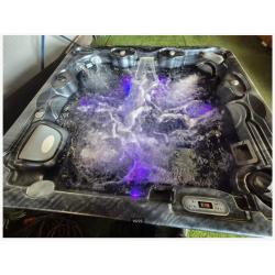 Balboa spa aanbieding nu 3995 DIRECT LEVERBAAR