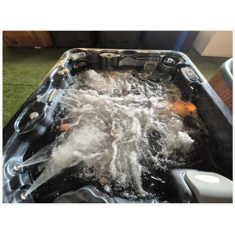 Balboa spa aanbieding nu 3995 DIRECT LEVERBAAR