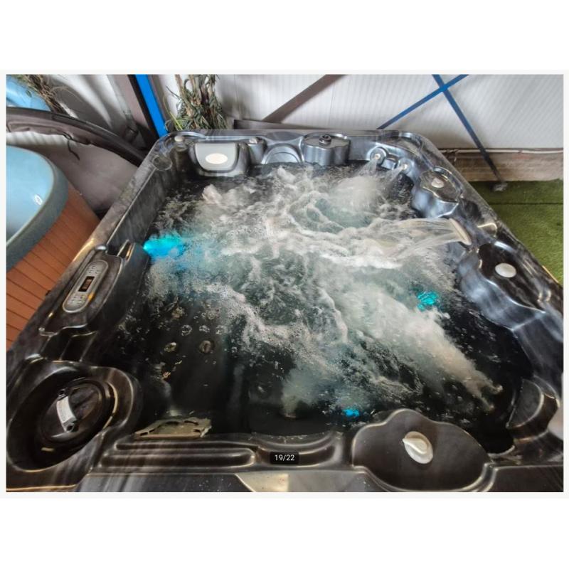 Balboa spa aanbieding nu 3995 DIRECT LEVERBAAR