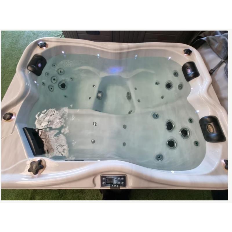 3 persoons jacuzzi nieuwste model VANDAAG NOG BEZORGD
