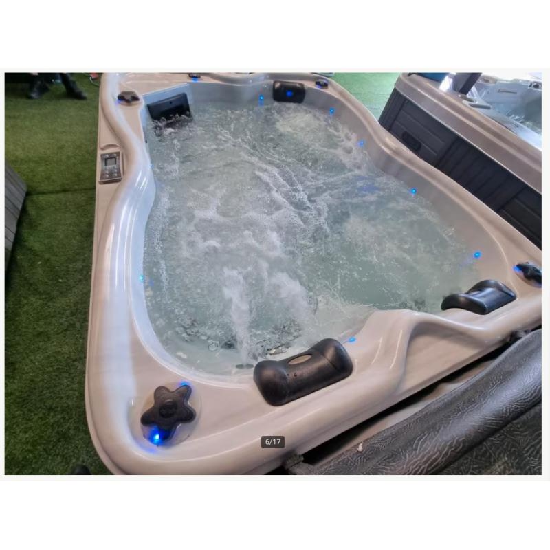 3 persoons jacuzzi nieuwste model VANDAAG NOG BEZORGD