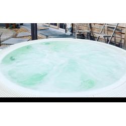 Spa met overloop