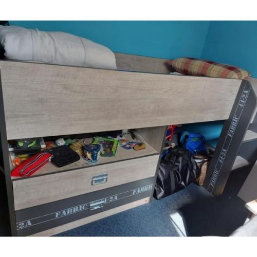 Bed  te koop
