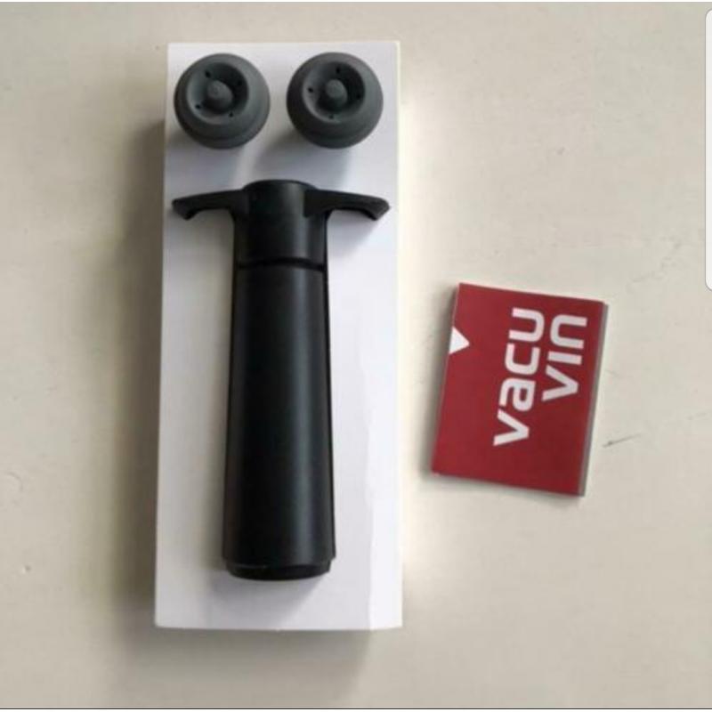 Wine Saver Black (1 pump 2 wine stopper)