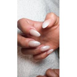 Pedicure / Manicure  & Acryl / Gel