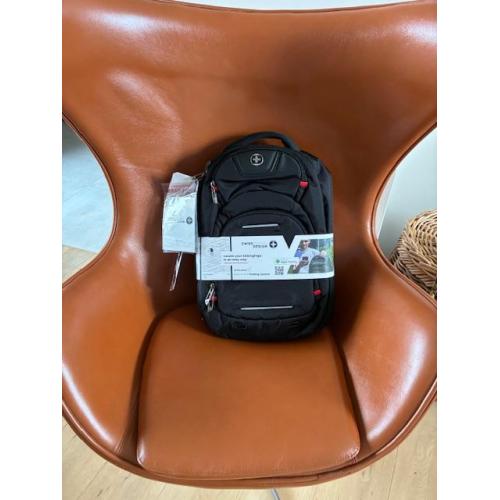 Swissdigital Hercules Rugzak met Finder- en Massagefuncties