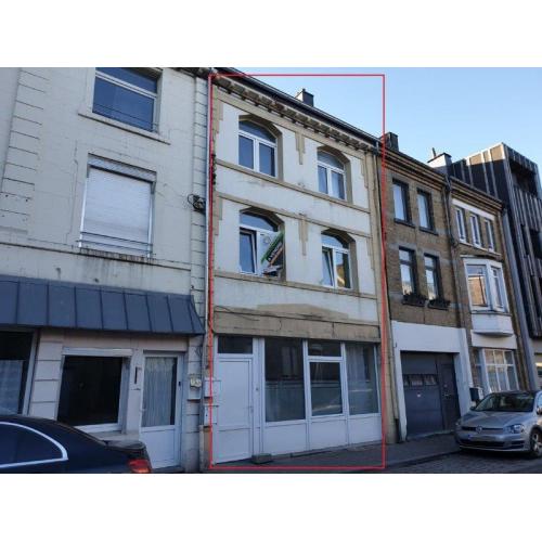 BERTRIX: Opbrengstpand met 1 appartement en 1 triplex – VAS1346