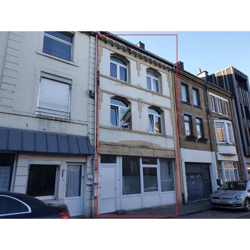 BERTRIX: Opbrengstpand met 1 appartement en 1 triplex – VAS1346