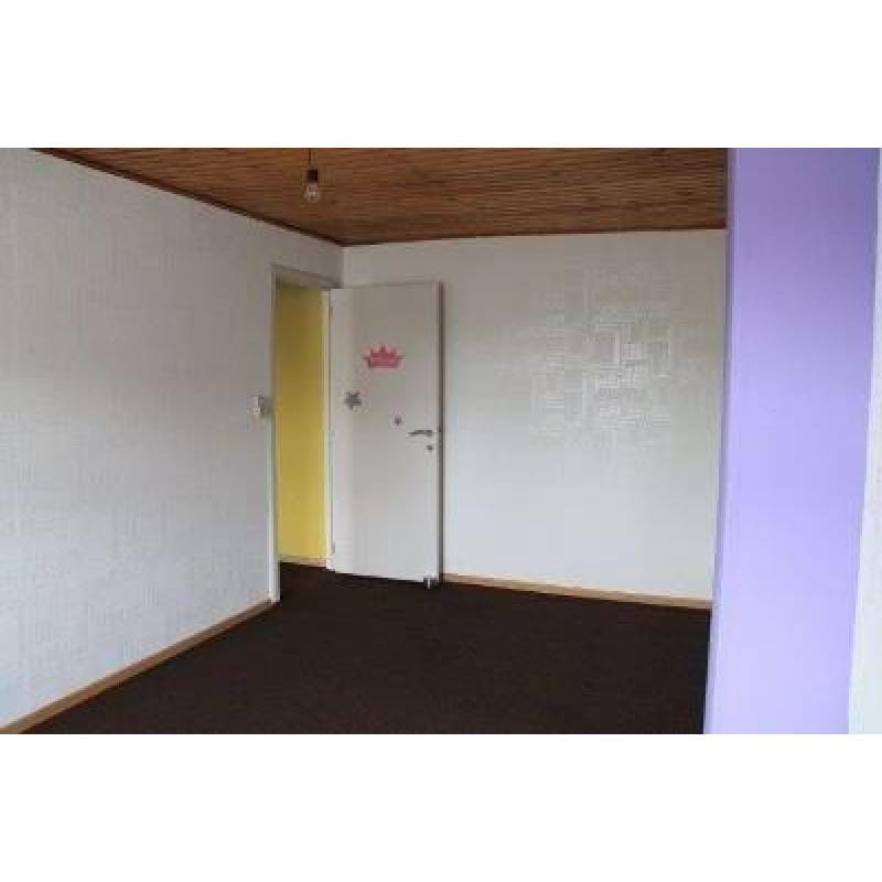 BERTRIX: Opbrengstpand met 1 appartement en 1 triplex – VAS1346