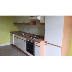BERTRIX: Opbrengstpand met 1 appartement en 1 triplex – VAS1346