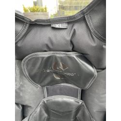 BCD SCUBAPRO T-BLACK