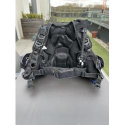 BCD SCUBAPRO T-BLACK
