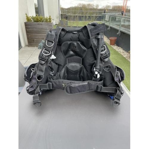 BCD SCUBAPRO T-BLACK