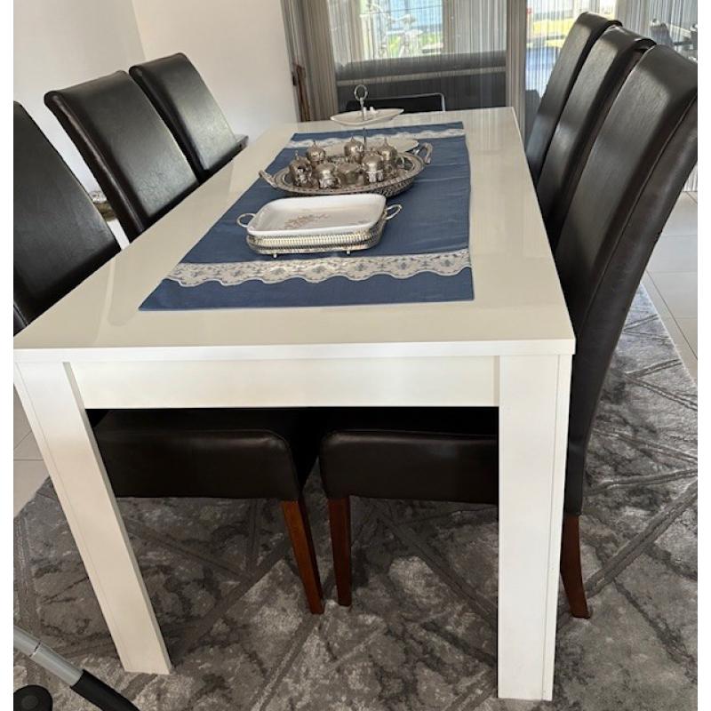 Wit Hoogglans Eettafel