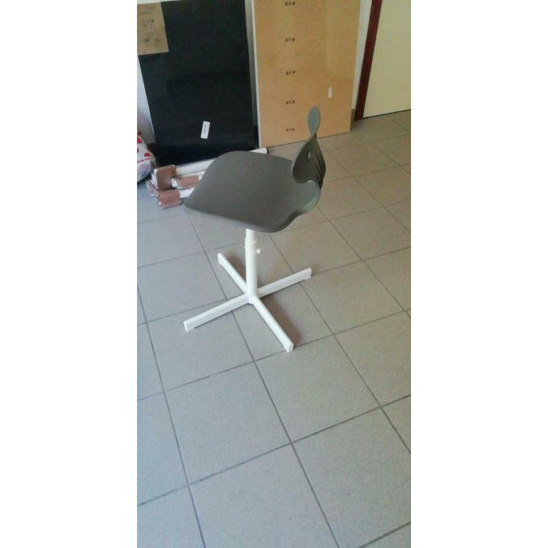 BUREAU EN STOEL