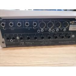 Akai MPC2000XL Sampler/Sequencer
