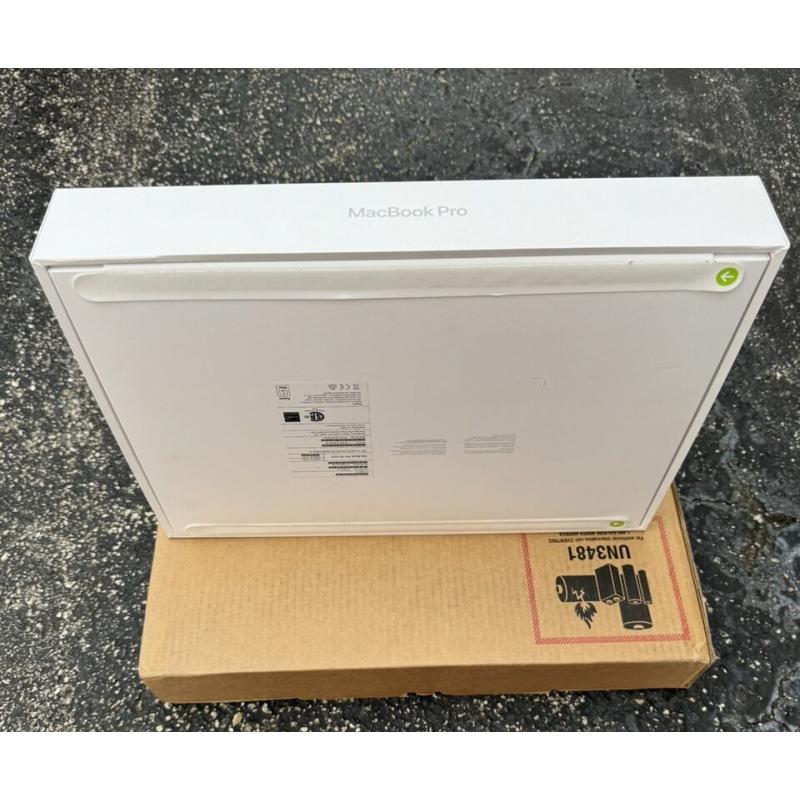 MACBOOK PRO 14 WITH M2 PRO CHIP