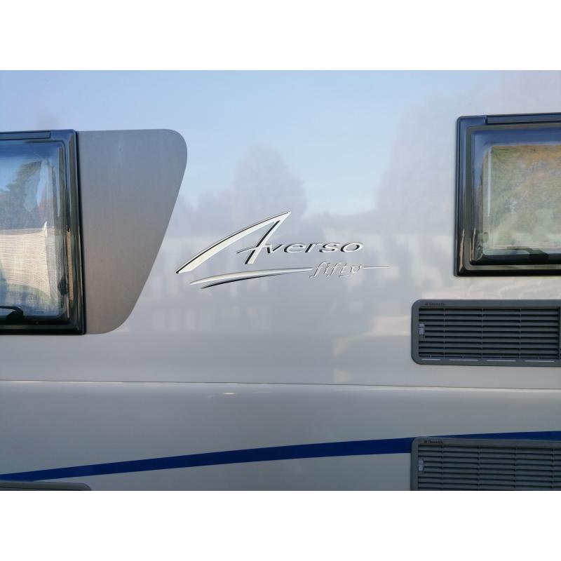 TE KOOP CARAVAN BURSTNER