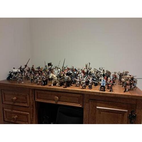 Grote unieke collectie Schleich ridders (> 130 stuks)   kasteel  .....