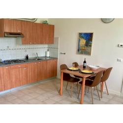 Vakantie appartement te huur aan het meer van Lugano, Italië. Prijs vanaf