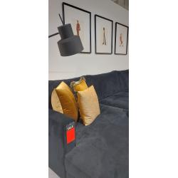 Hoekbank Gigi Ca.175x327x100cm €1499,-
