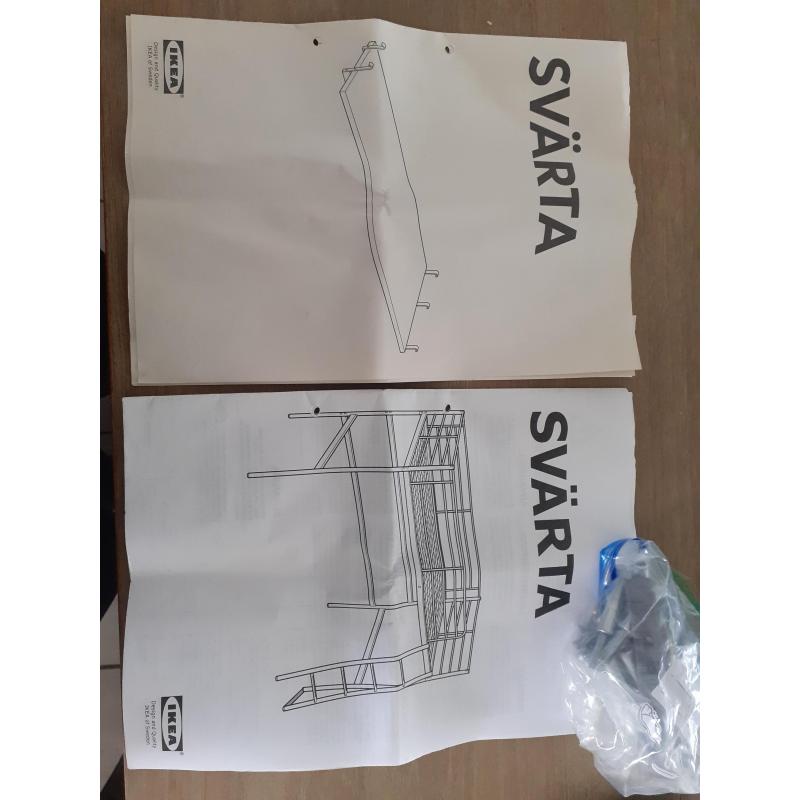 Svärta hoogslaper en bureau (Ikea)