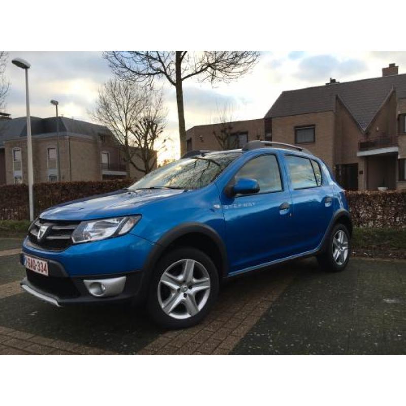 Dacia Sandero Stepway Blauw