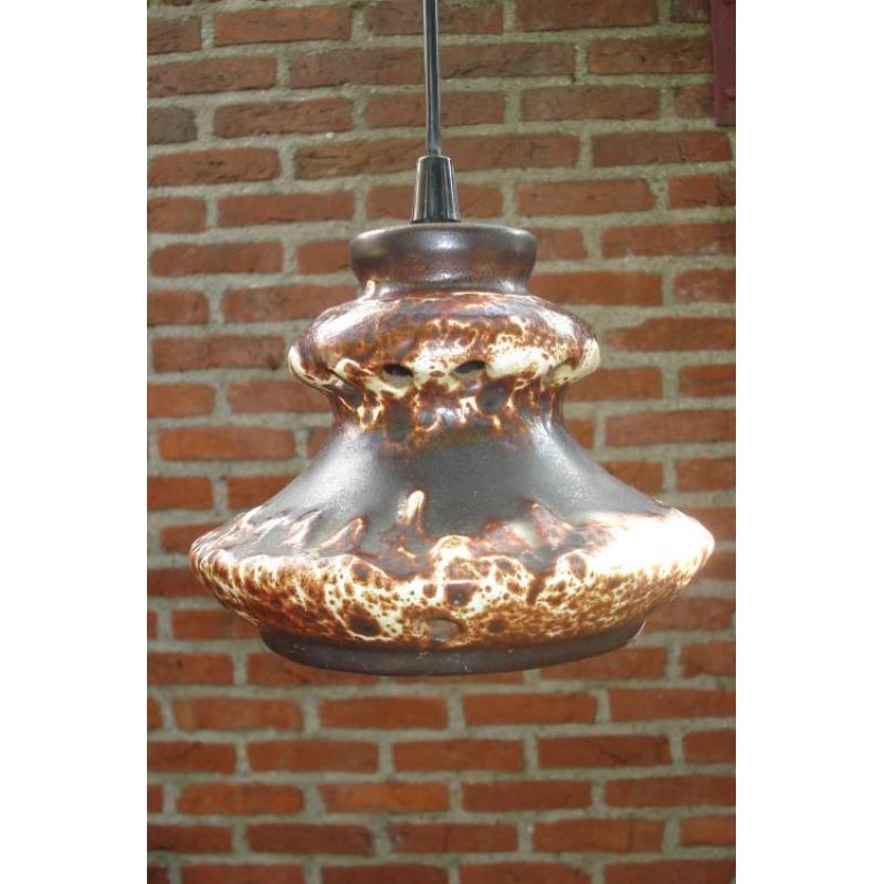 2 retro keramiek lampen bruin gevlamd 2 mooie hanglampen van keramiek,bruin gevlamd 