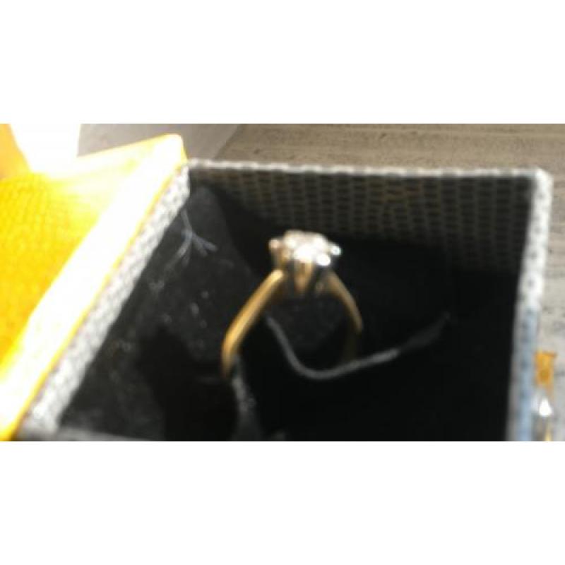 Diamanten ring 0.75 ct