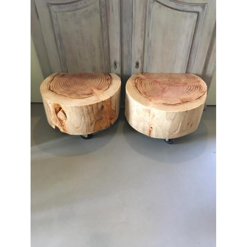 Unieke boomstamtafel van sequoia hout