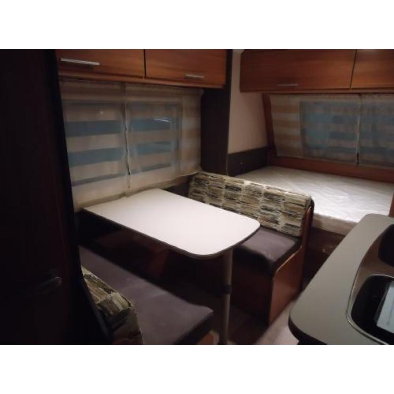 Sterckeman 470 starlett met stapelbed