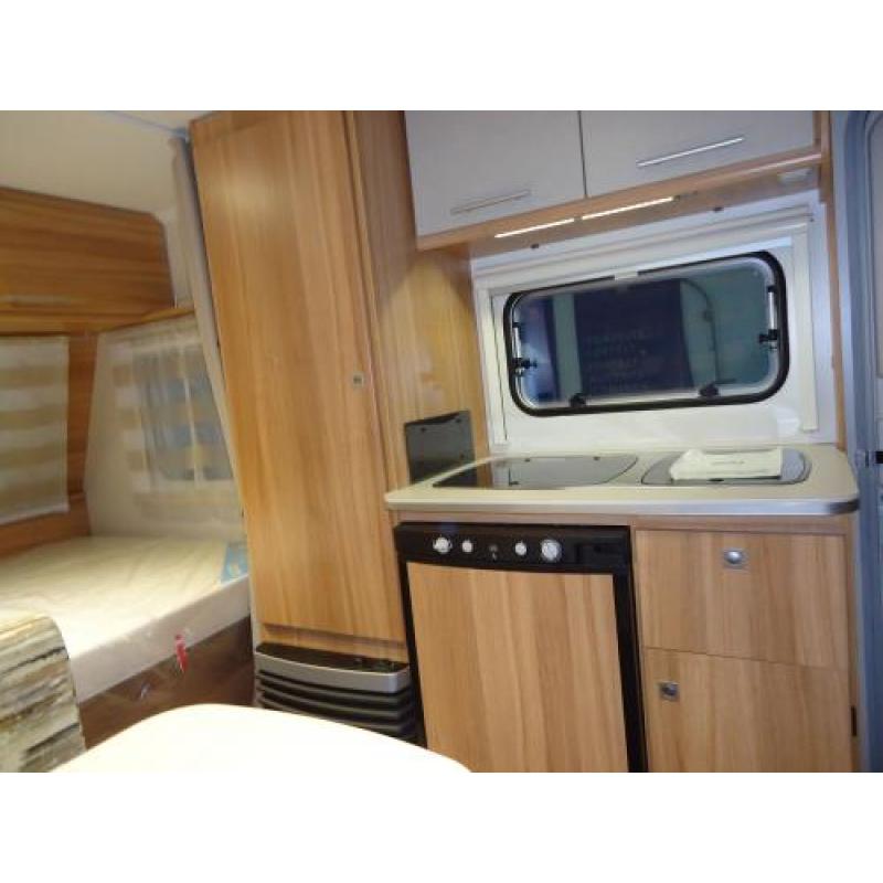 Sterckeman 470 starlett met stapelbed