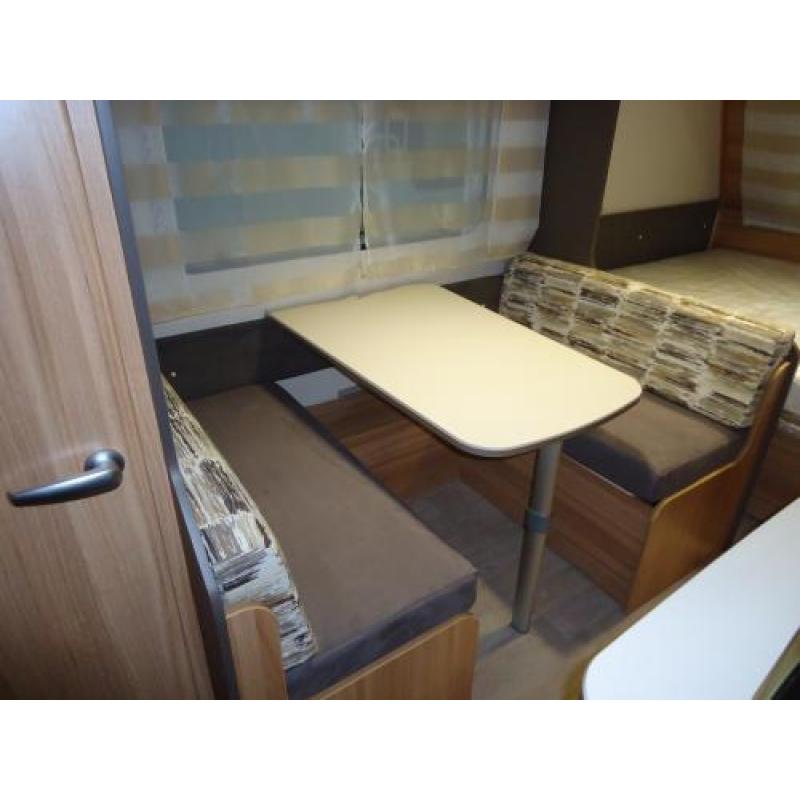 Sterckeman 470 starlett met stapelbed