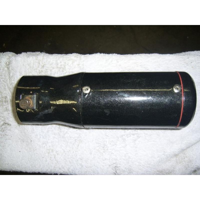 Te koop: econometer   Te koop: econometer. Is een meter waarop je kan zien hoe zuinig je rijdt met de auto. Mankeert nite